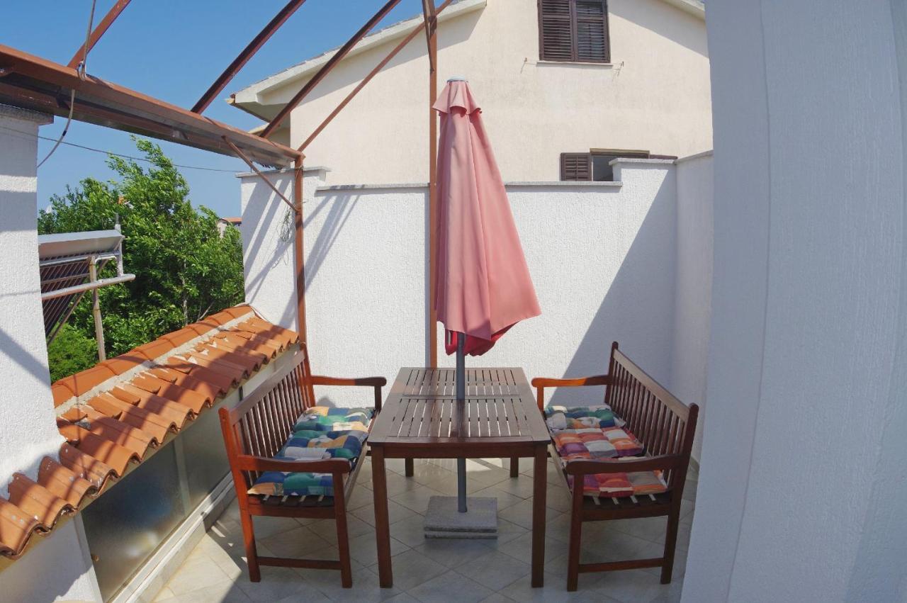 Apartment Mia Vinkuran Esterno foto